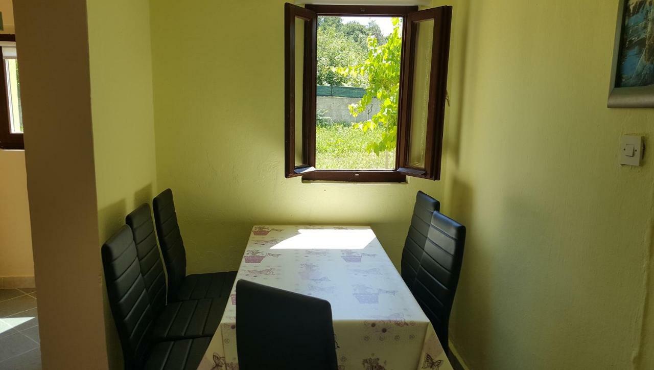 Apartment Stanko Ližnjan Eksteriør billede