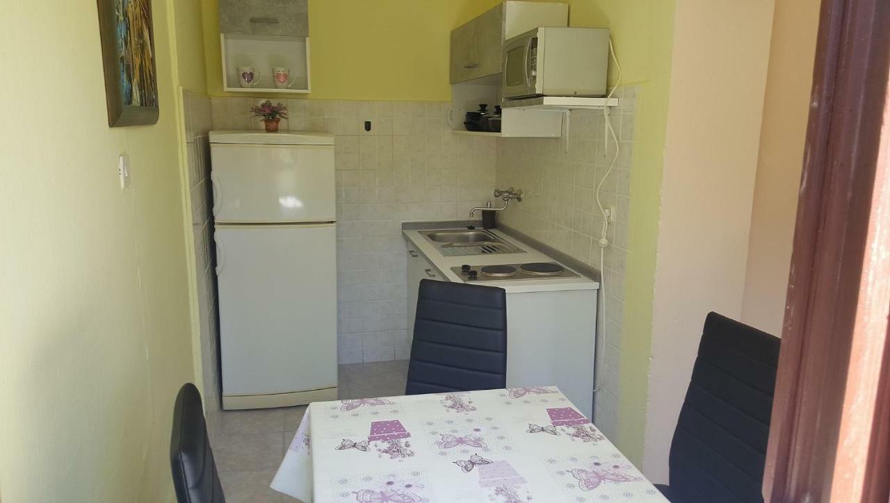 Apartment Stanko Ližnjan Eksteriør billede